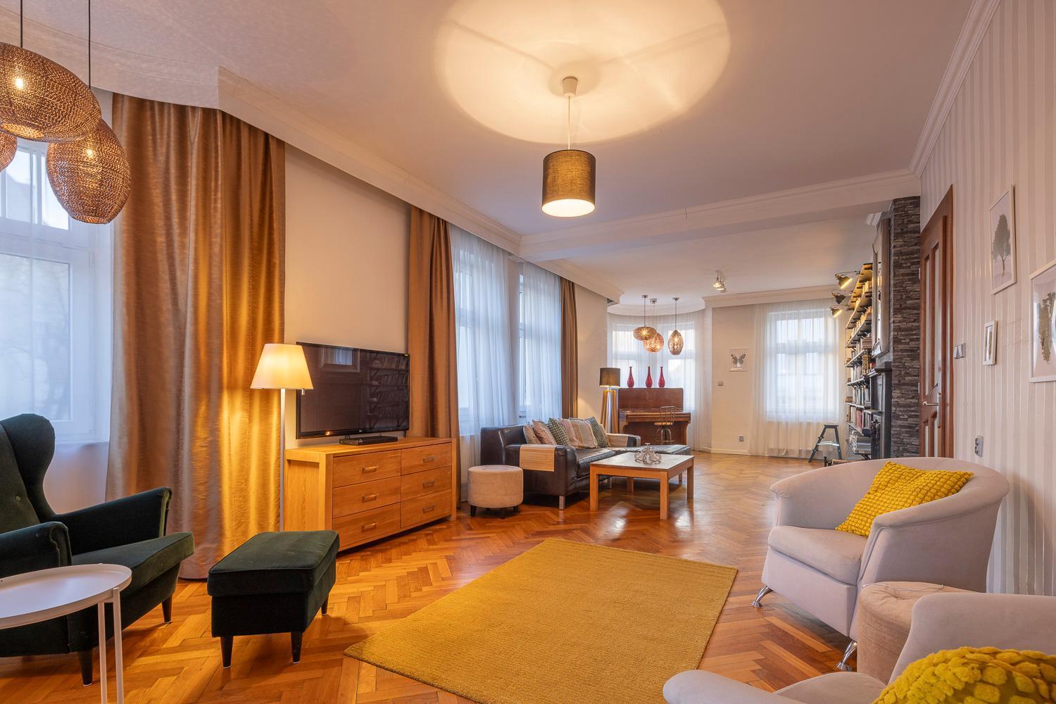 Pytloun Villa *
